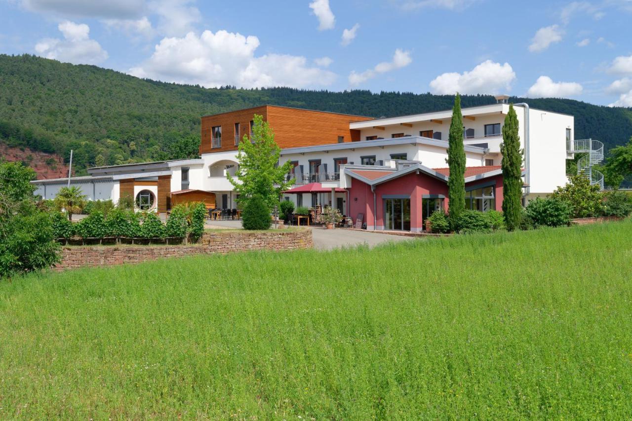Buergstadt Main-Vinotel Weingut Helmstetter מראה חיצוני תמונה